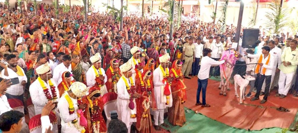ದುಂದುವೆಚ್ಚ ತಡೆಯುವ ಸಾಮೂಹಿಕ ವಿವಾಹಗಳು