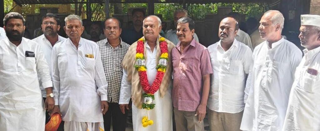 ಸಚಿವ ಶಿವಾನಂದ ಪಾಟೀಲರನ್ನು ಸನ್ಮಾನಿಸಿದ ಕುಂಬಾರ