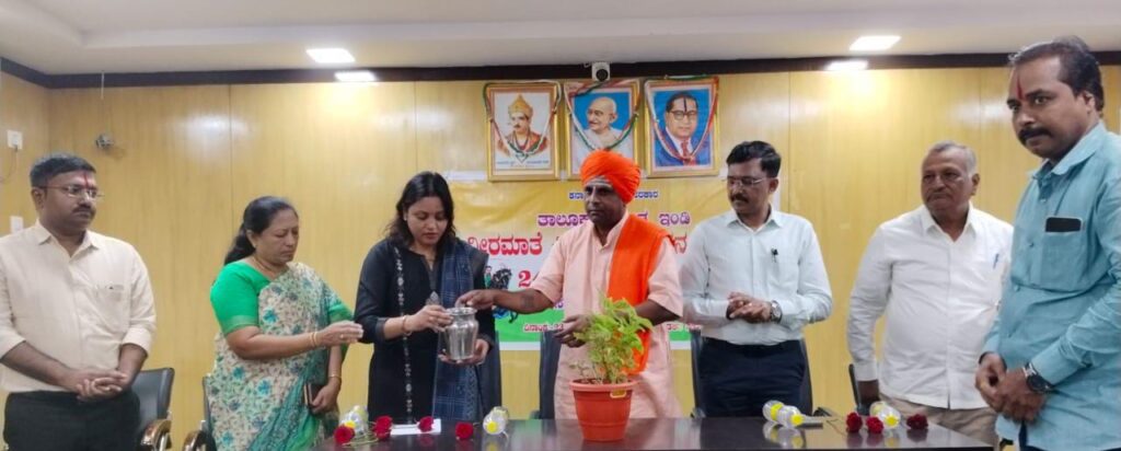 ಕಿತ್ತೂರು ರಾಣಿ ಚೆನ್ನಮ್ಮ ದೇಶಕ್ಕೆ ಮಾದರಿ :ಎಸಿ ಅನುರಾಧ