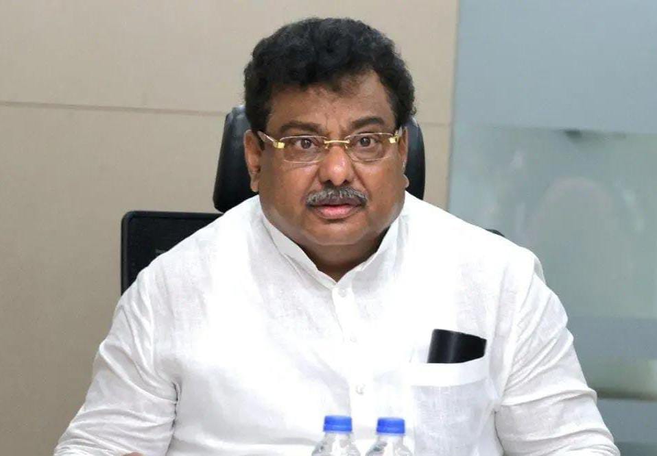 ಕನೇರಿ ಶ್ರೀ ತಾವಾಡಿದ ಮಾತಿಗೆ ಕ್ಷಮೆ ಕೋರಿದರೆ ನಾನೇ ಕರೆತರುವೆ