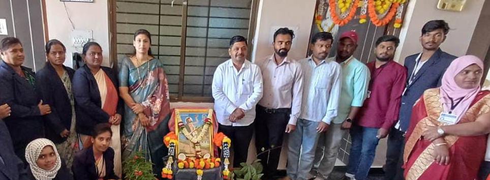 ಭಕ್ತ ಕನಕದಾಸರು ನಮ್ಮೆಲ್ಲರಿಗೂ ಪ್ರೇರಣೆ :ಡಾ.ಉಮಾ ಭೋಸಲೆ