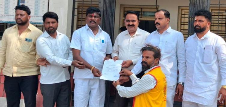 ಸರ್ಕಾರಿ ಜಾಗೆ ಒತ್ತುವರಿ ತೆರವಿಗೆ ಪ.ಪಂ. ಸದಸ್ಯರ ಆಗ್ರಹ