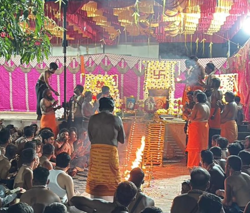 ವಿಜಯಪುರ: ಏಕತಾ ನಗರದಲ್ಲಿ ಮಣಿಕಂಠ ಮಹಪೂಜೆ