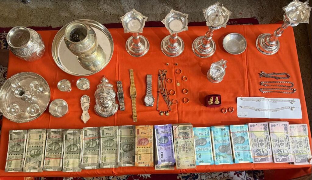 ಕೃಷಿ ಅಧಿಕಾರಿ ಮನೆ ಮೇಲೆ ದಾಳಿ: ರೂ.2.5 ಕೋಟಿ ಅಕ್ರಮ ಆಸ್ತಿ ಪತ್ತೆ