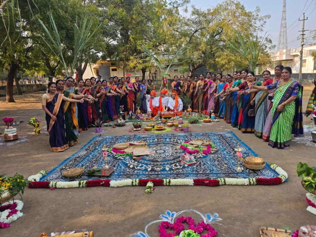 ಗ್ರಾಮೀಣ ಆಹಾರ ಪದಾರ್ಥಗಳ ಪ್ರದರ್ಶನ :ಸಾಮೂಹಿಕ ಭೋಜನ