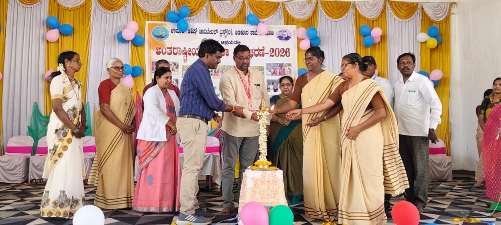 ಸಮಾಜದಲ್ಲಿ ಮಹತ್ವದ ಪಾತ್ರ ವಹಿಸುತ್ತಿರುವ ಮಹಿಳೆ :ಆನಂದ ಪಿ.