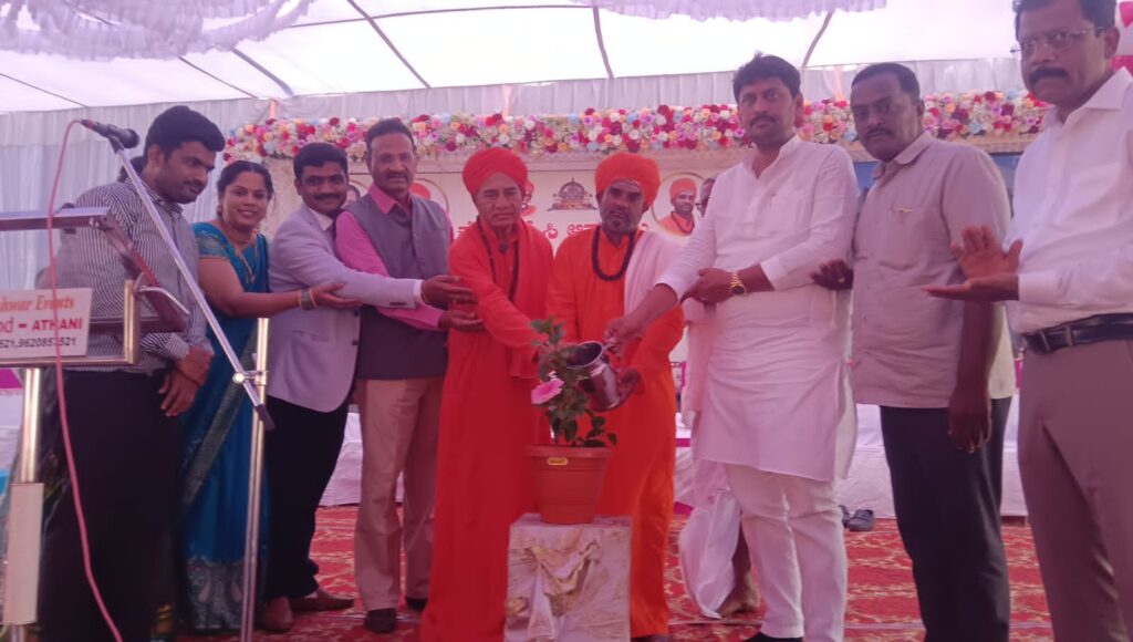 ಅಥಣಿಯಲ್ಲಿ ಅತ್ಯಾಧುನಿಕ ಕೆ.ಎಂ.ಸಿ. ಹೆರಿಗೆ ಆಸ್ಪತ್ರೆ ಉದ್ಘಾಟನೆ