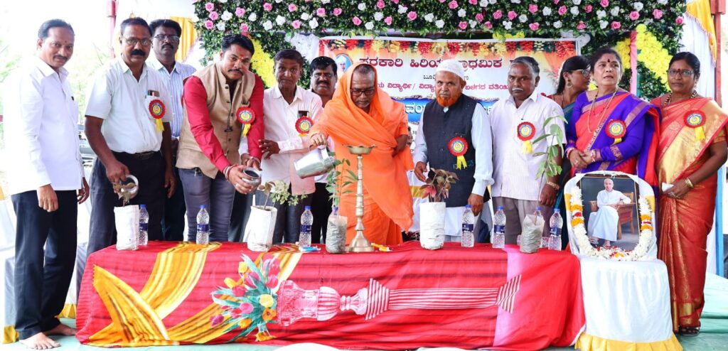 ಗುರು-ಶಿಷ್ಯರದು ಜಗದ ಶ್ರೇಷ್ಠ ಸಂಬಂಧ :ಮರುಳಾರಾಧ್ಯ ಶ್ರೀ
