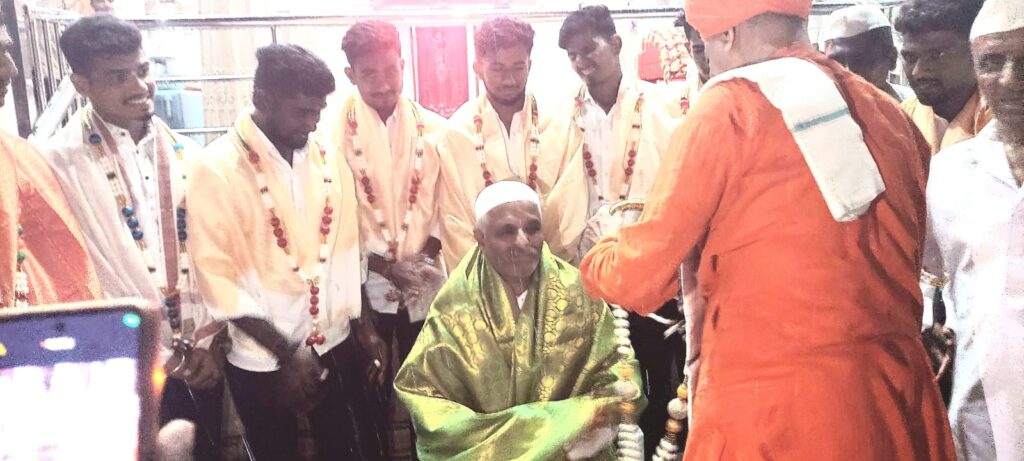 ಶುಧ್ಧ ಮನಸ್ಸಿನಿಂದ ದೇವಸ್ಥಾನಕ್ಕೆ ಹೋಗಿ :ಪ್ರಭು ಶ್ರೀ