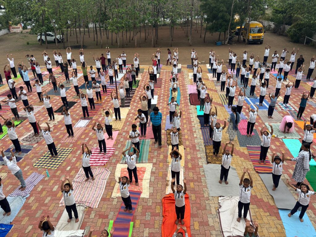 ಮನುಷ್ಯನ ಒತ್ತಡದ ಬದುಕಿಗೆ ಯೋಗ ಅವಶ್ಯಕ :ಶೇಗುಣಸಿ