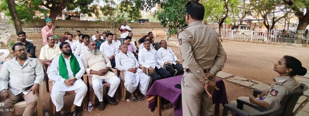 ಮೋಹರಂ ಆಚರಣೆ ಭಾವೈಕ್ಯತೆಗೆ ಸಾಕ್ಷಿಯಾಗಲಿ :ಸಿಪಿಐ