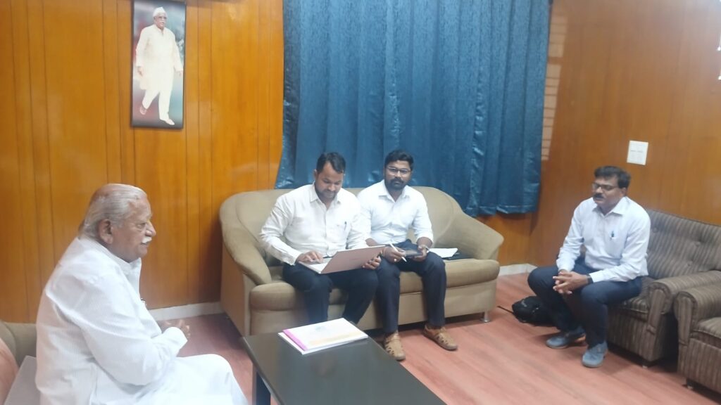 ಚತುಷ್ಪಥ ಮಾರ್ಗ ಅಭಿವೃದ್ಧಿ ಕುರಿತು ಸಂಸದ ಜಿಗಜಿಣಗಿ ಚರ್ಚೆ