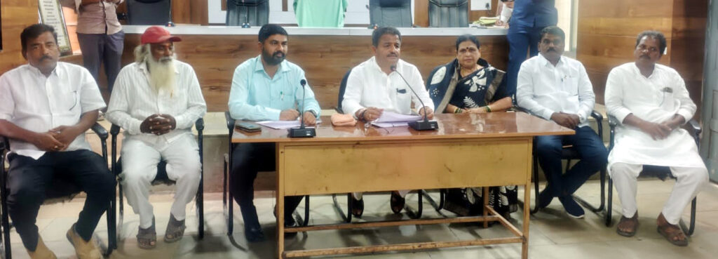 ಗ್ರಾಮಗಳಲ್ಲಿ ಕುಡಿವ ನೀರಿನ ಸಮಸ್ಯೆ ಇದ್ದರೆ ತಕ್ಷಣ ವರದಿ ನೀಡಿ