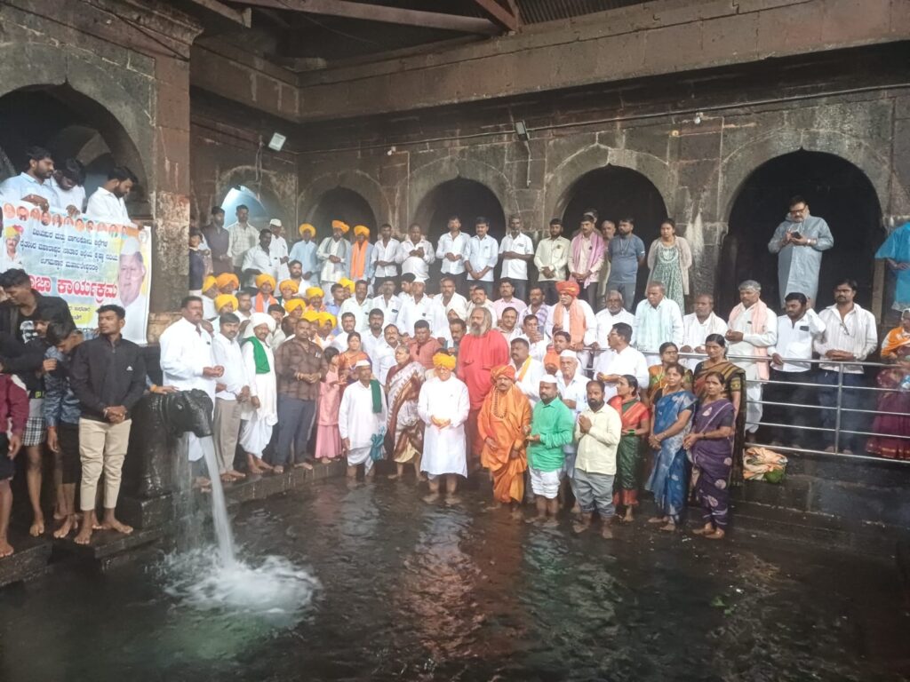 ಕೃಷ್ಣಾ ನದಿಯನ್ನು ಗೌರವಿಸುವುದು ನಮ್ಮೆಲ್ಲರ ಆದ್ಯ ಕರ್ತವ್ಯ :ಬೆಳ್ಳುಬ್ಬಿ