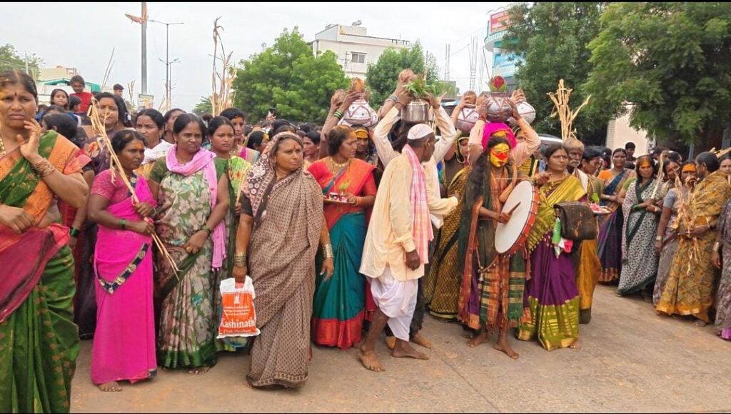 ಚಡಚಣದಲ್ಲಿ ಮರಗಮ್ಮ ತಾಯಿಯ ಭವ್ಯ ಜಾತ್ರೋತ್ಸವ