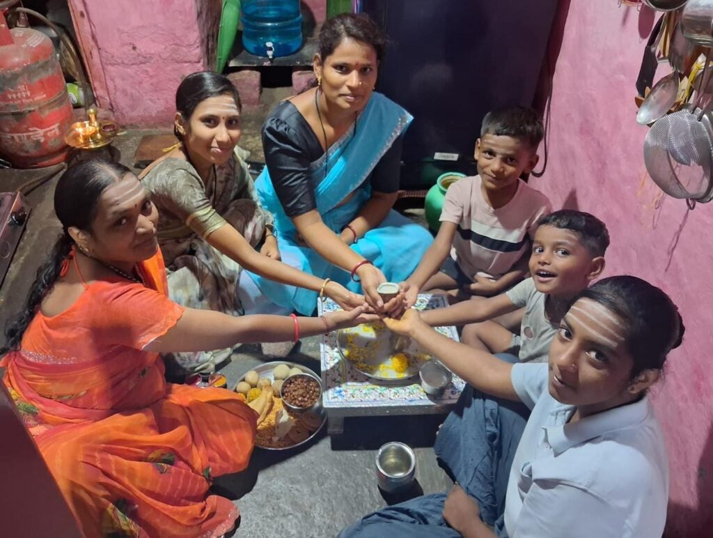 ಮಹಿಳೆಯರಿಂದ ಸಂಭ್ರಮದ ನಾಗರ ಪಂಚಮಿ ಆಚರಣೆ