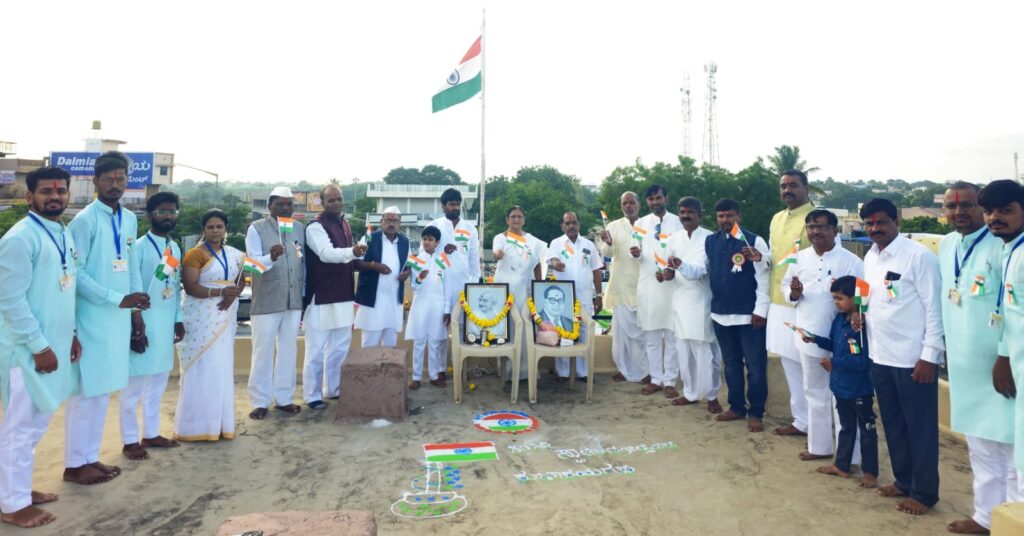 ದೇವರಹಿಪ್ಪರಗಿ ವಿವಿಧೆಡೆ ಸ್ವಾತಂತ್ರೋತ್ಸವ ದಿನ ಆಚರಣೆ