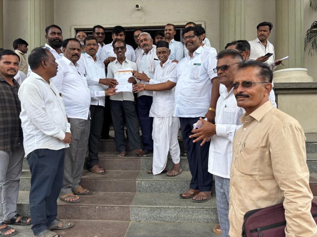 ಬಣಜಿಗ ಸಮುದಾಯ ೨ಎ ದಲ್ಲಿ ಮುಂದುವರಿಕೆಗೆ ಆಗ್ರಹಿಸಿ ಪ್ರತಿಭಟನೆ