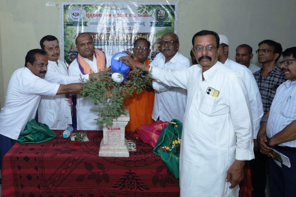 ‘ಅಮೃತ ಹಸ್ತದ ಮಣ್ಣಿನ ಗಣೇಶ’ ಕಾರ್ಯಕ್ರಮಕ್ಕೆ ಚಾಲನೆ