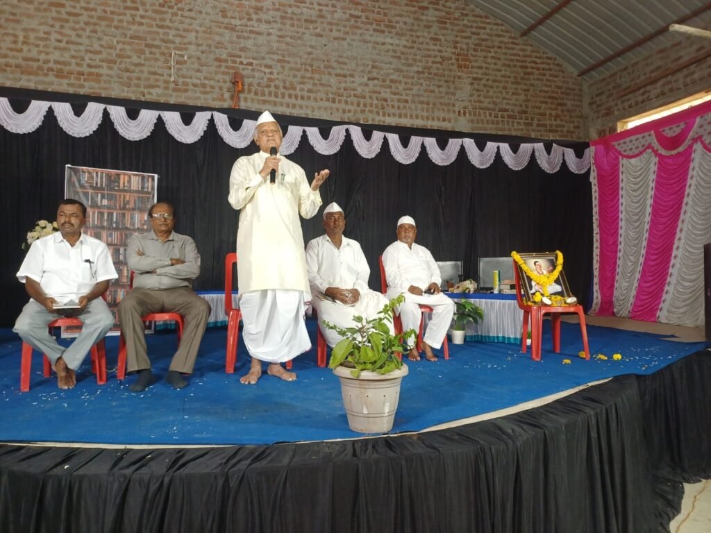 ಶ್ರದ್ಧೆ ಮತ್ತು ಕಾಯಕನಿಷ್ಠೆಯಿಂದ ಉನ್ನತಿ ಸಾಧ್ಯ :ಬೆಳ್ಳುಬ್ಬಿ