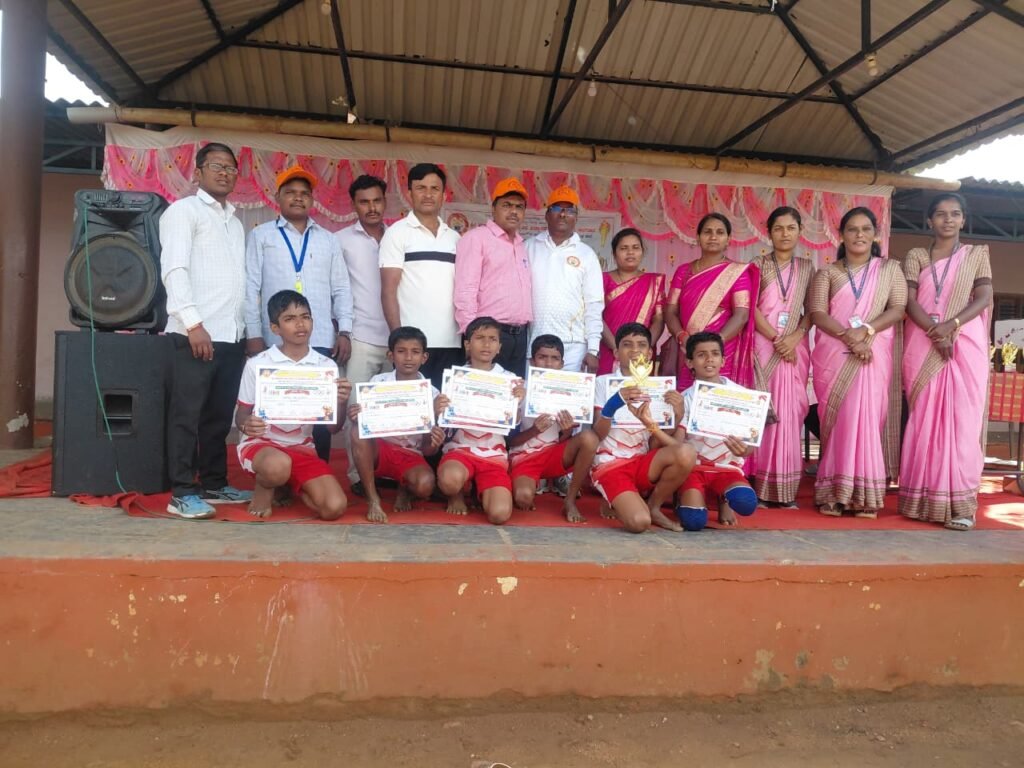 ವಾಲಿಬಾಲ್: ನಾಗನೂರಿನ ಬಸವೇಶ್ವರ ಶಾಲೆ ಚಾಂಪಿಯನ್