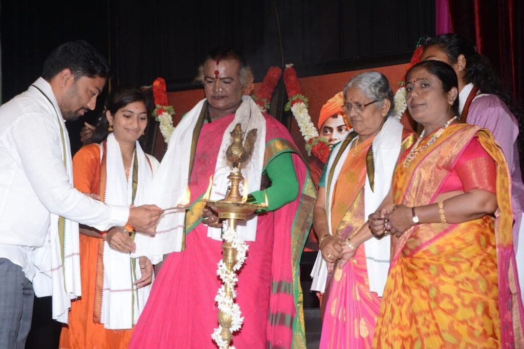 ಸಮಯಕ್ಕೆ ಗೌರವ ಕೊಟ್ಟರೆ ಜೀವನದಲ್ಲಿ ಸಾಧನೆ ಸಾಧ್ಯ